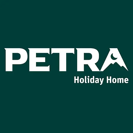 아파트 Petra