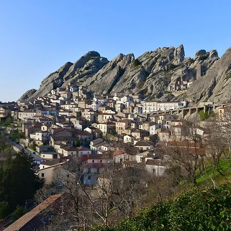 Petra Pietrapertosa